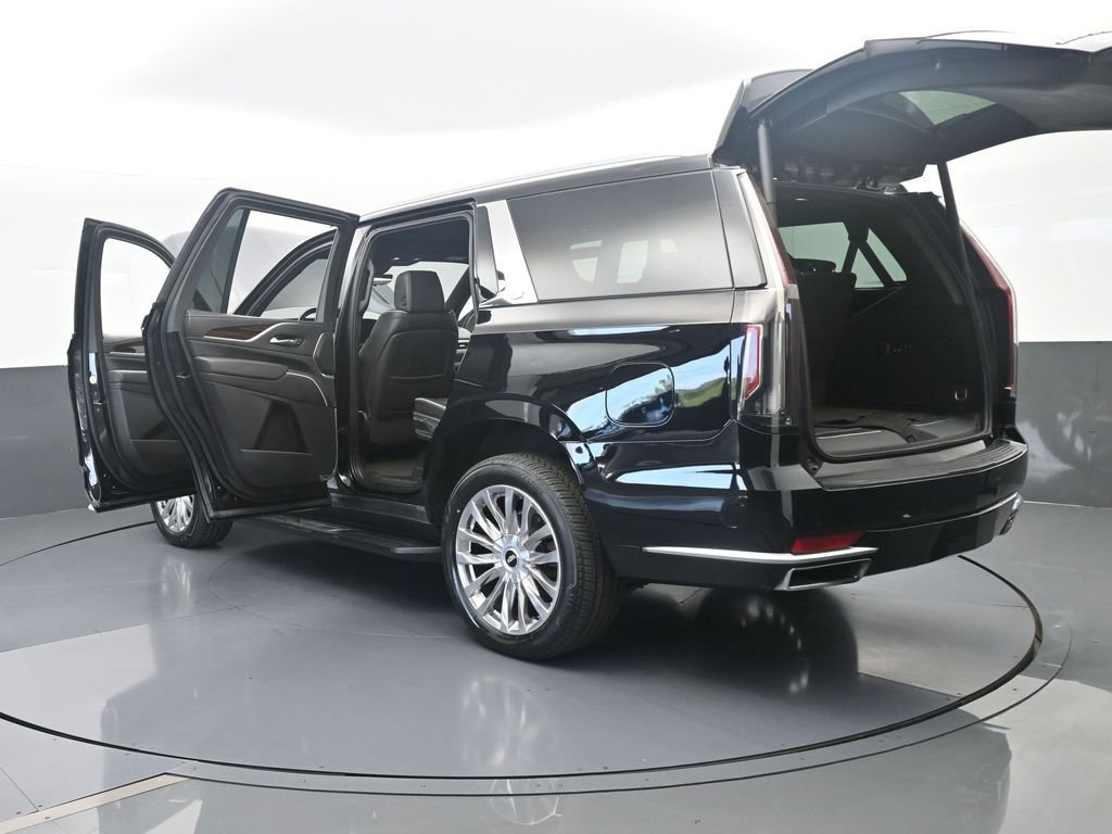 Used 2023 Cadillac Escalade Premium Luxury image 81