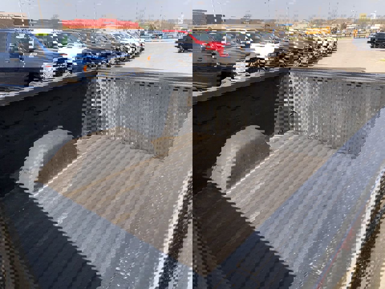 Used 2021 Chevrolet Silverado 1500 LT Trail Boss w/ Bed Protection Package image 17