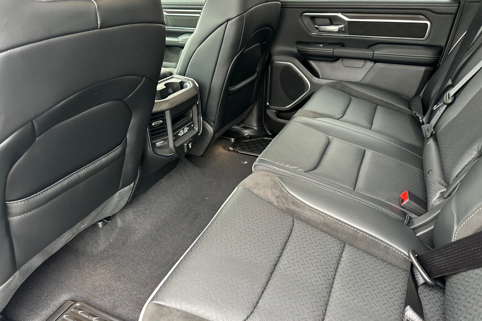 New 2026 RAM 1500 Laramie image 12