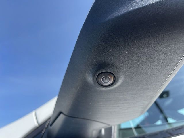 Used 2023 Chevrolet Equinox RS w/ RS Leather Package AWD/4WD image 3