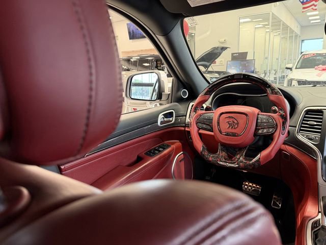 Used 2018 Jeep Grand Cherokee Trackhawk AWD/4WD image 38