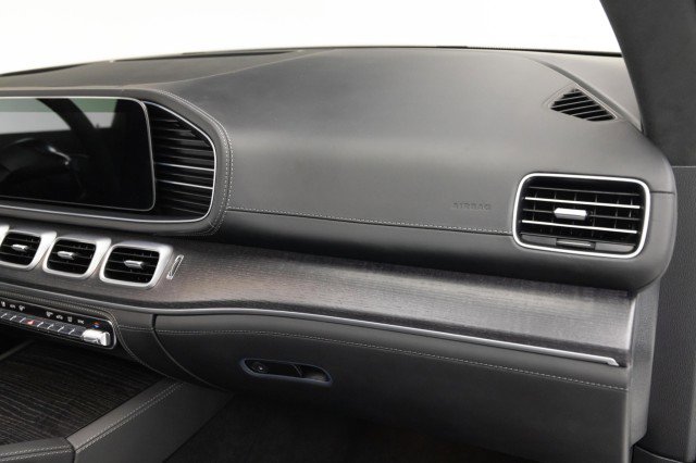 Used 2023 Mercedes-Benz GLS 63 AMG 4MATIC image 30