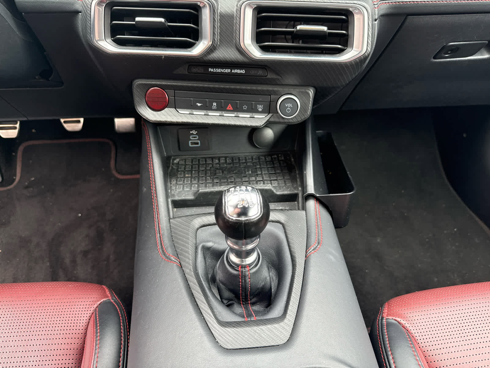 Used 2024 Ford Mustang GT Premium image 11