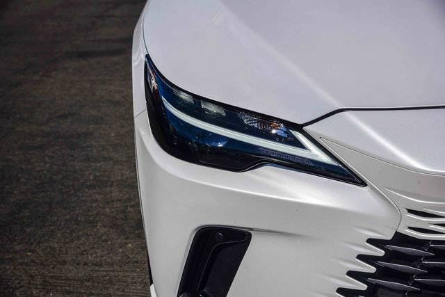 Used 2023 Lexus RX 350 Premium Plus w/ Accessory Package (Z1) FWD image 11