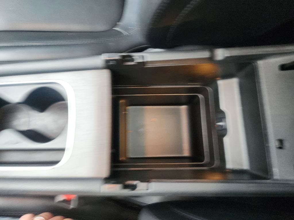 Used 2017 Chrysler 200 Limited Platinum w/ Comfort & Convenience Group image 18