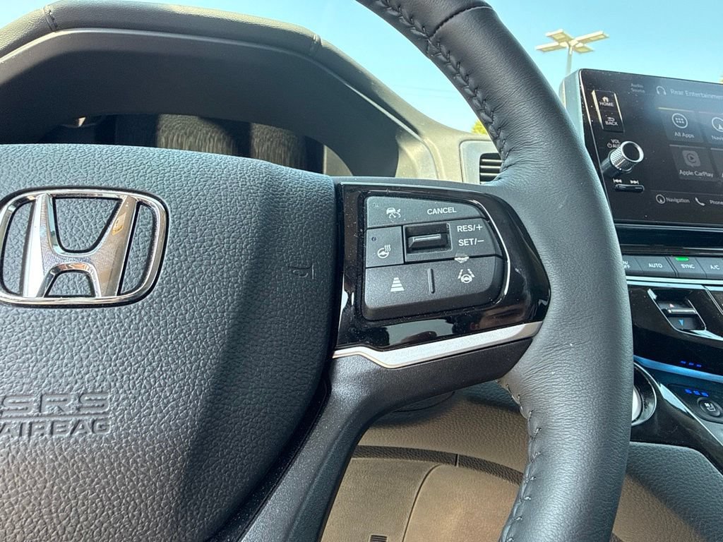 Used 2026 Honda Odyssey Elite image 8