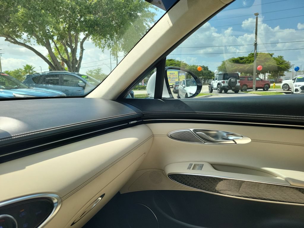 Certified 2024 Genesis GV70 3.5T Sport w/ Sport Prestige Package AWD/4WD image 30