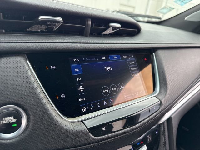Used 2022 Cadillac XT5 Premium Luxury FWD image 17