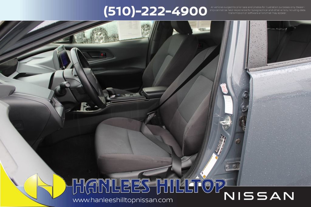 Used 2024 Toyota Prius LE image 11