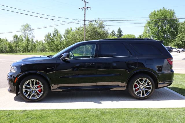 Used 2024 Dodge Durango R/T w/ Tow 'N Go Package AWD/4WD image 33