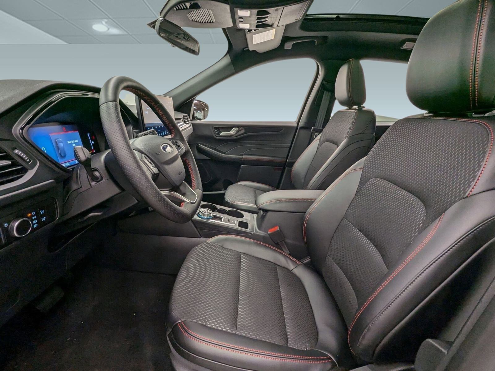 New 2026 Ford Escape ST-Line image 4