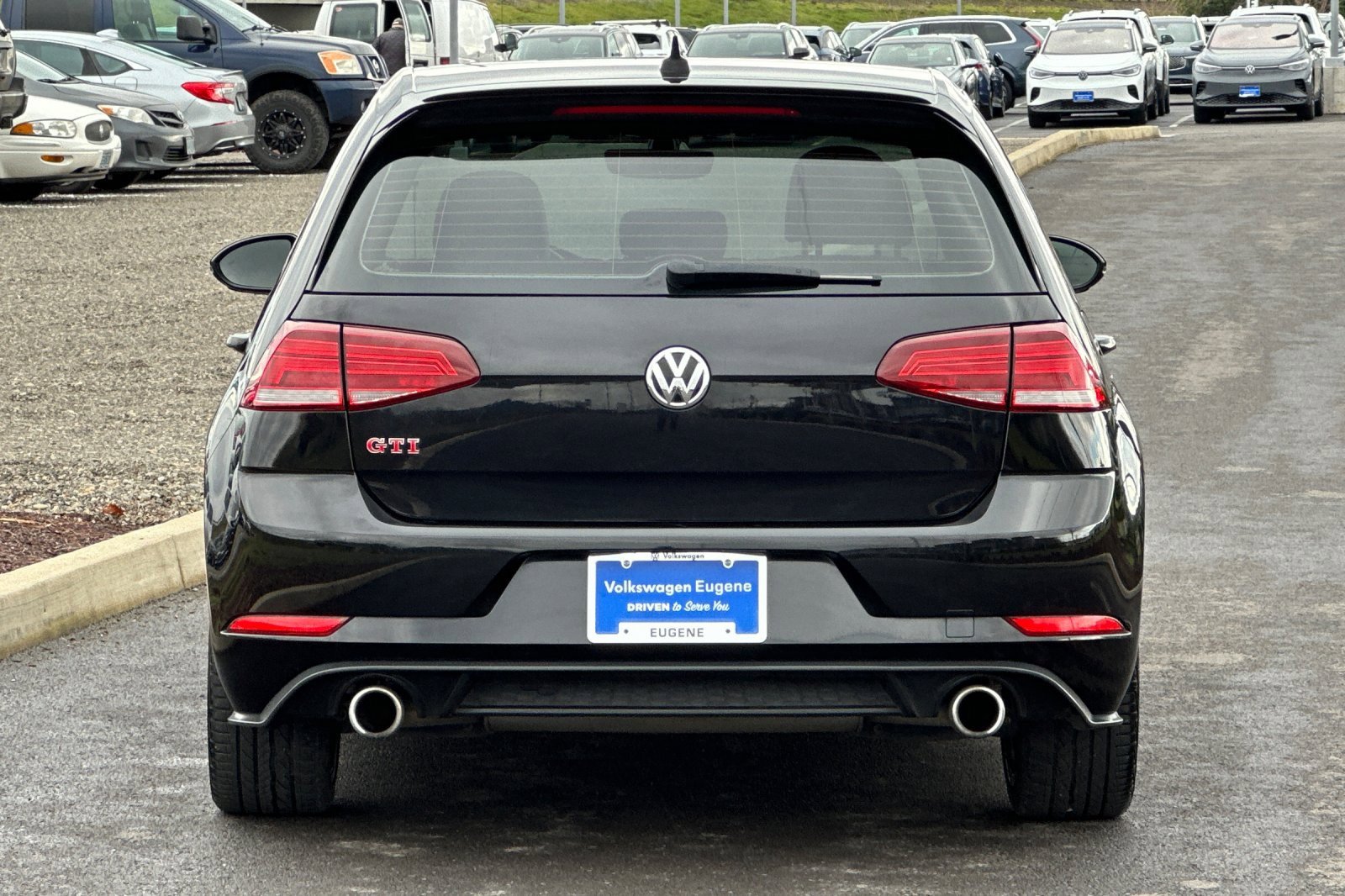 Used 2021 Volkswagen GTI SE image 4