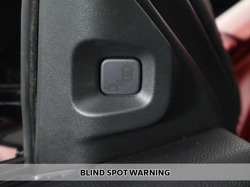 Used 2023 Acura MDX A-Spec image 6