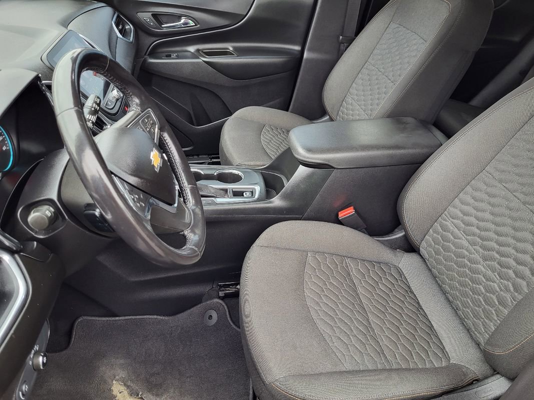 Used 2019 Chevrolet Equinox LT w/ Sun & Navigation Package AWD/4WD image 16
