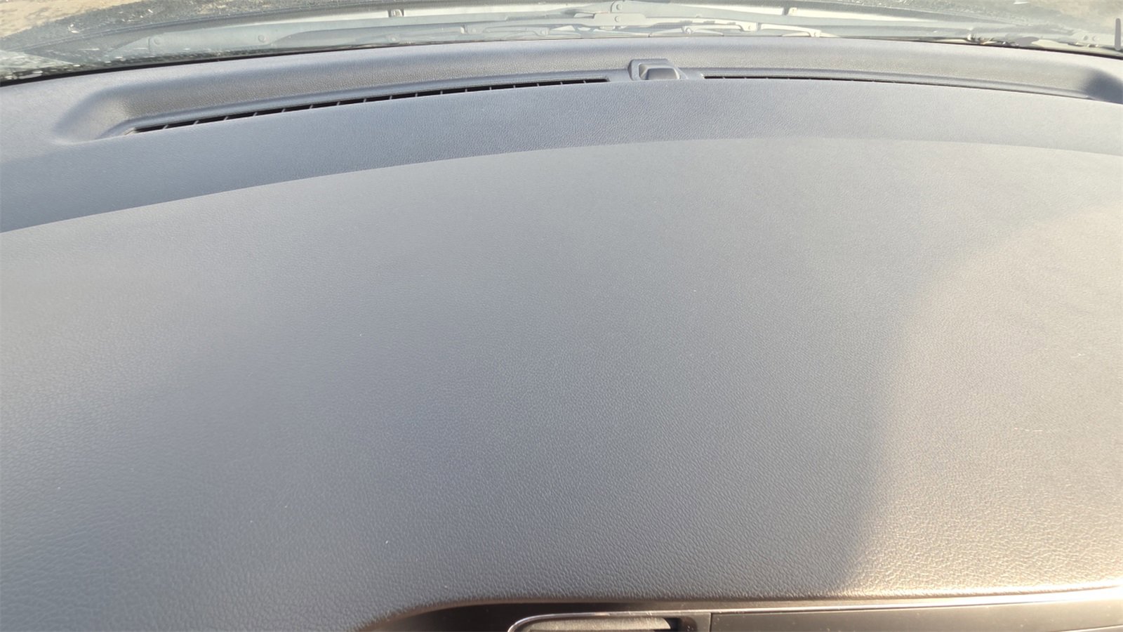 Used 2018 Kia Sedona L image 9