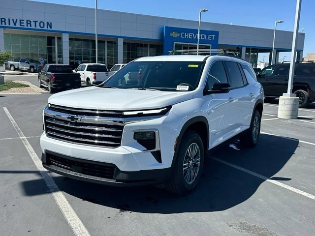 New 2026 Chevrolet Traverse LT w/ LPO, Floor Liner Package AWD/4WD image 12