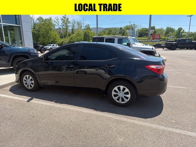 Used 2017 Toyota Corolla L w/ Carpet Mat Package (TMS) FWD image 3