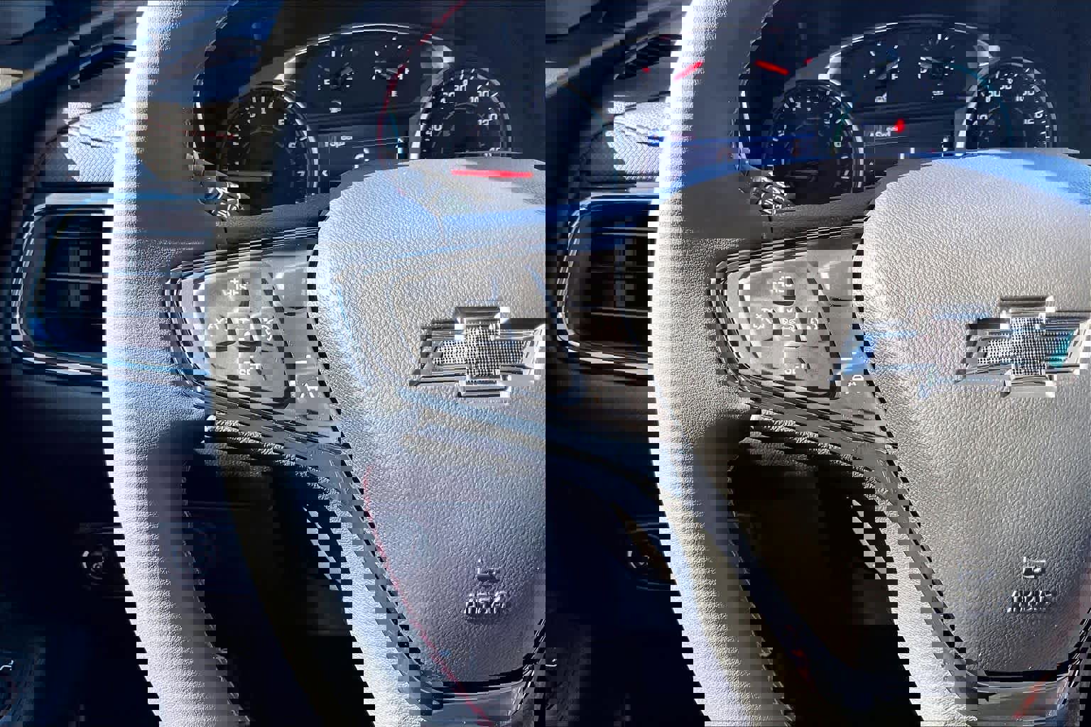 Used 2023 Chevrolet Equinox RS image 18