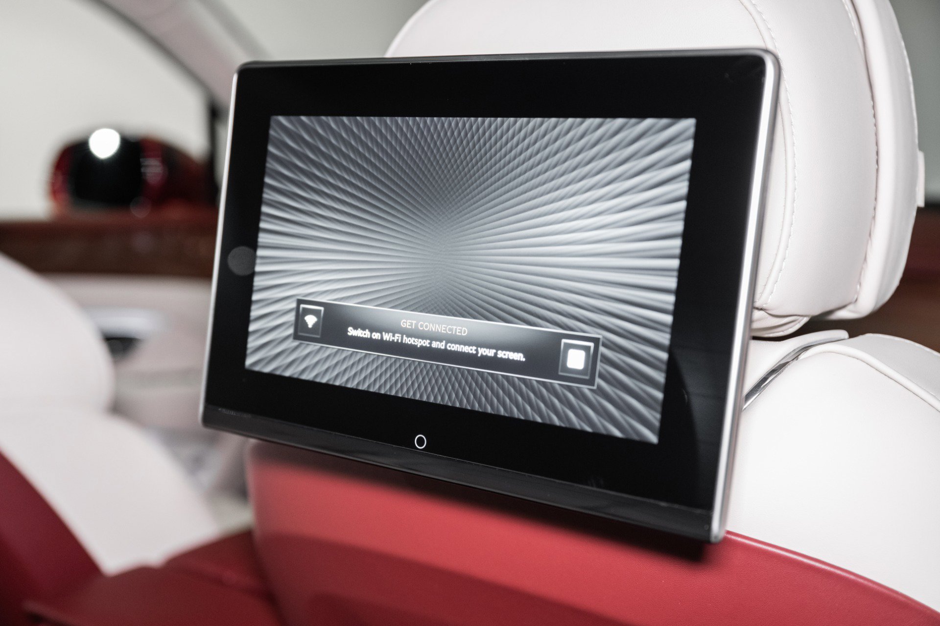 New 2025 Bentley Bentayga image 27