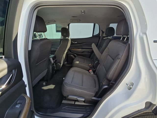 Used 2023 GMC Acadia SLE w/ Driver Convenience Package image 17