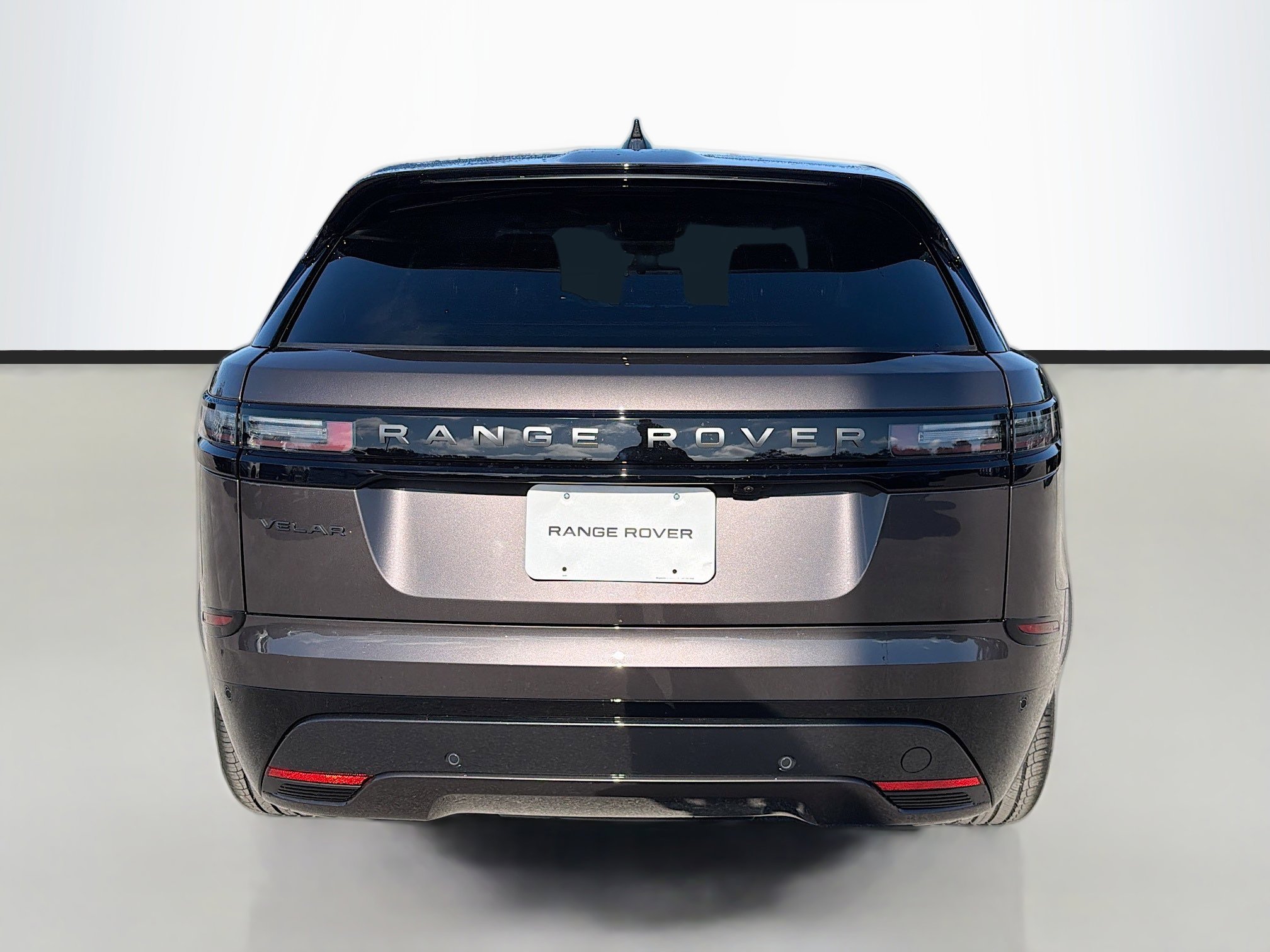 New 2026 Land Rover Range Rover Velar Dynamic SE image 4