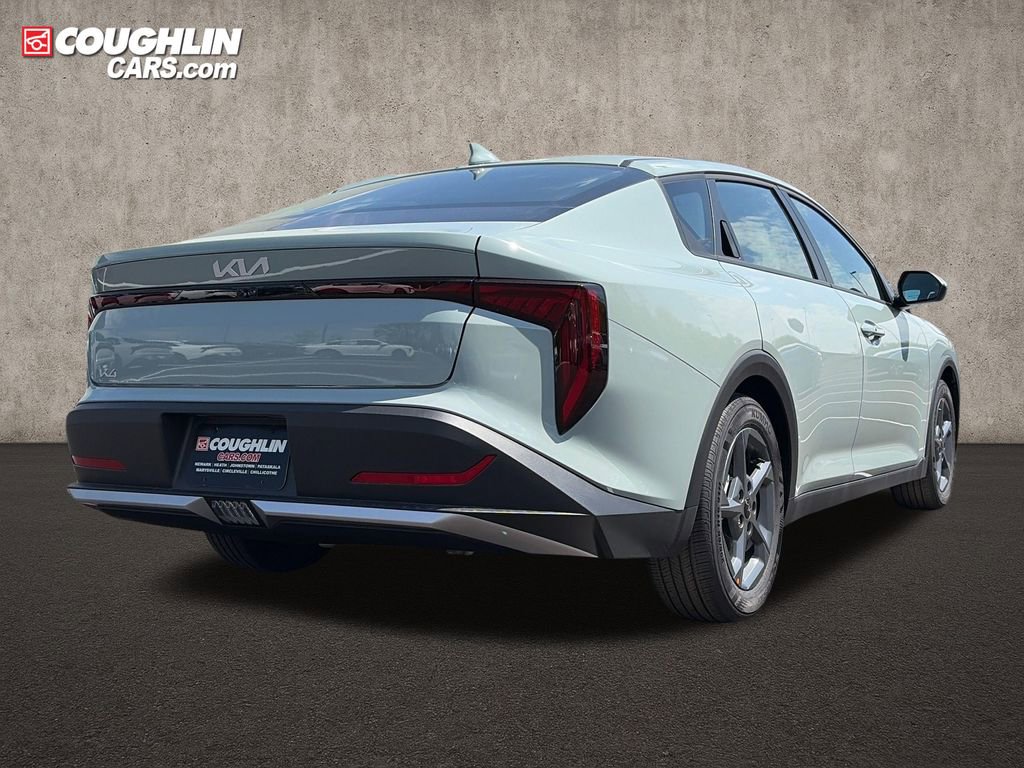 New 2026 Kia K4 FWD image 8