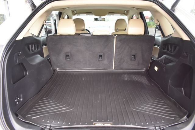 Used 2015 Ford Edge SEL w/ Equipment Group 201A AWD/4WD image 39