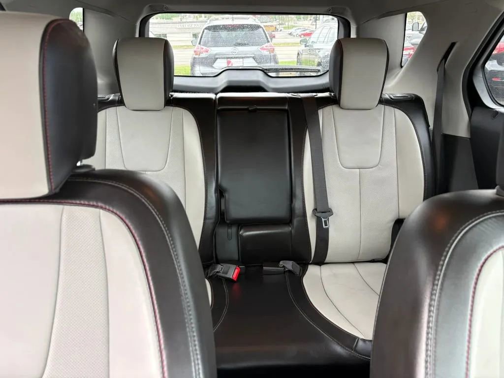 Used 2015 Chevrolet Equinox LTZ AWD/4WD image 17