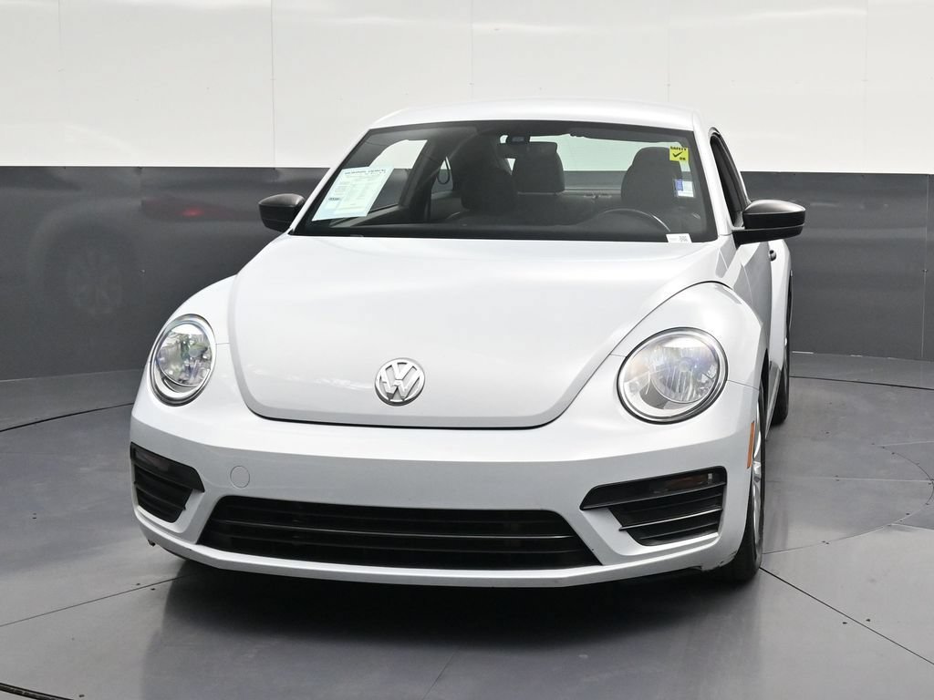 Used 2017 Volkswagen Beetle 1.8T S FWD image 6
