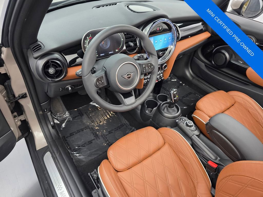 Used 2024 MINI Cooper S w/ Signature Upholstery Package FWD image 11
