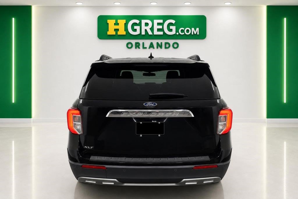 Used 2021 Ford Explorer XLT w/ Equipment Group 202A RWD image 8