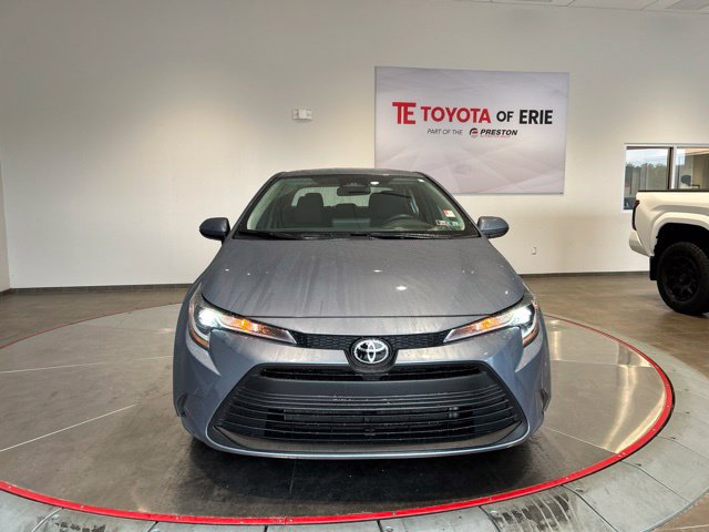 Used 2024 Toyota Corolla LE FWD image 2