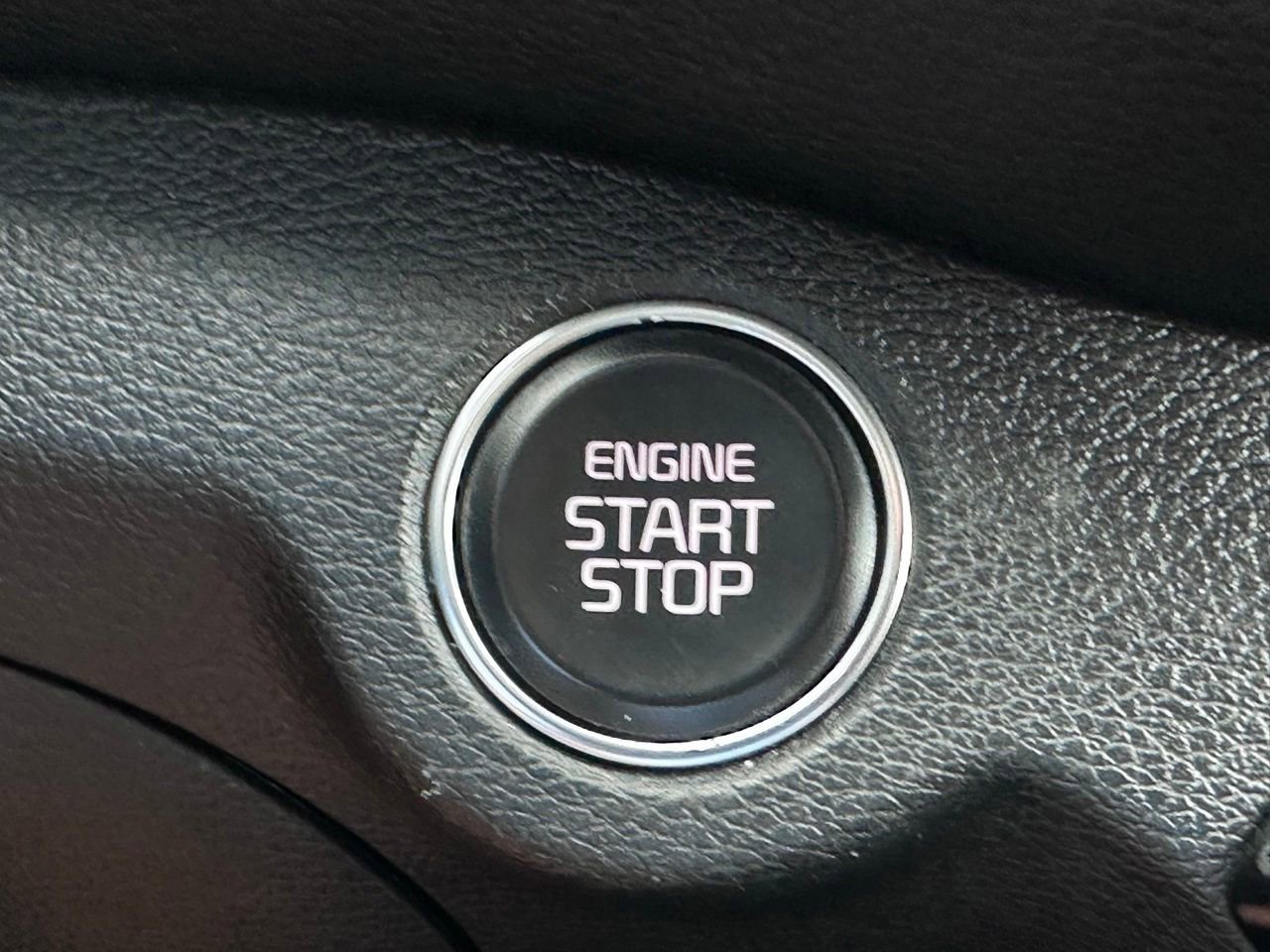Used 2022 Kia Forte GT w/ GT Technology Package FWD image 29