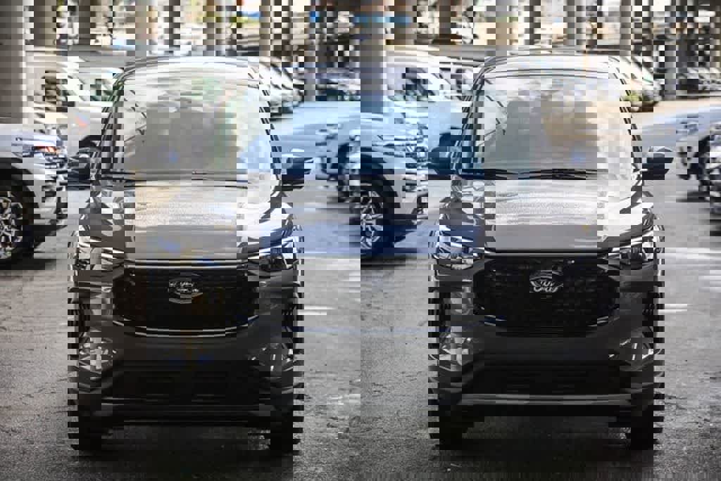 New 2024 Ford Escape Active w/ Tech Pack #2 image 2