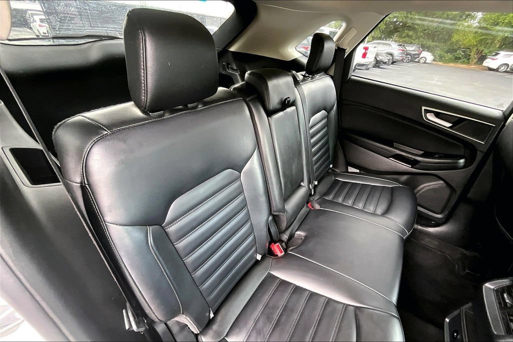 Used 2024 Ford Edge SEL AWD/4WD image 25