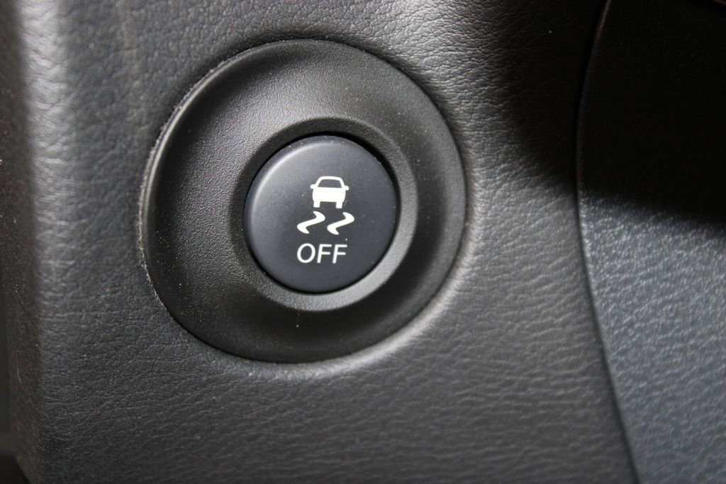 Used 2024 Nissan Z Performance w/ Floor Mat Package image 24