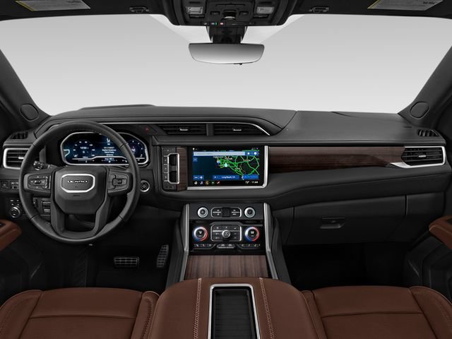 Used 2025 GMC Yukon Denali Ultimate AWD/4WD image 3