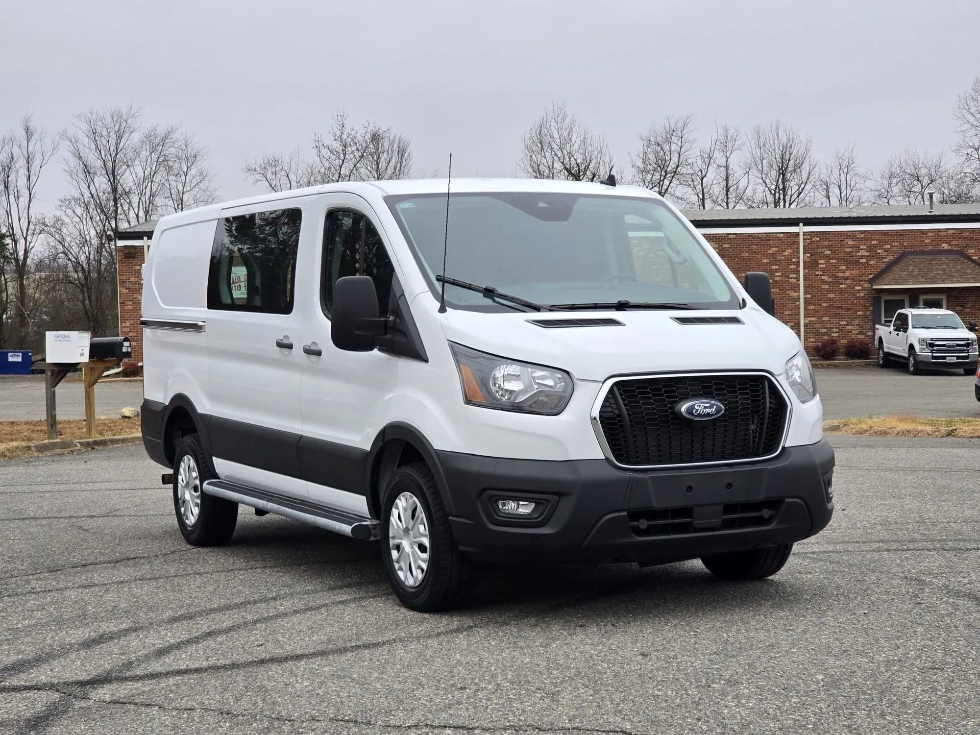 Used 2024 Ford Transit 250 Low Roof w/ Exterior Upgrade Package image 3