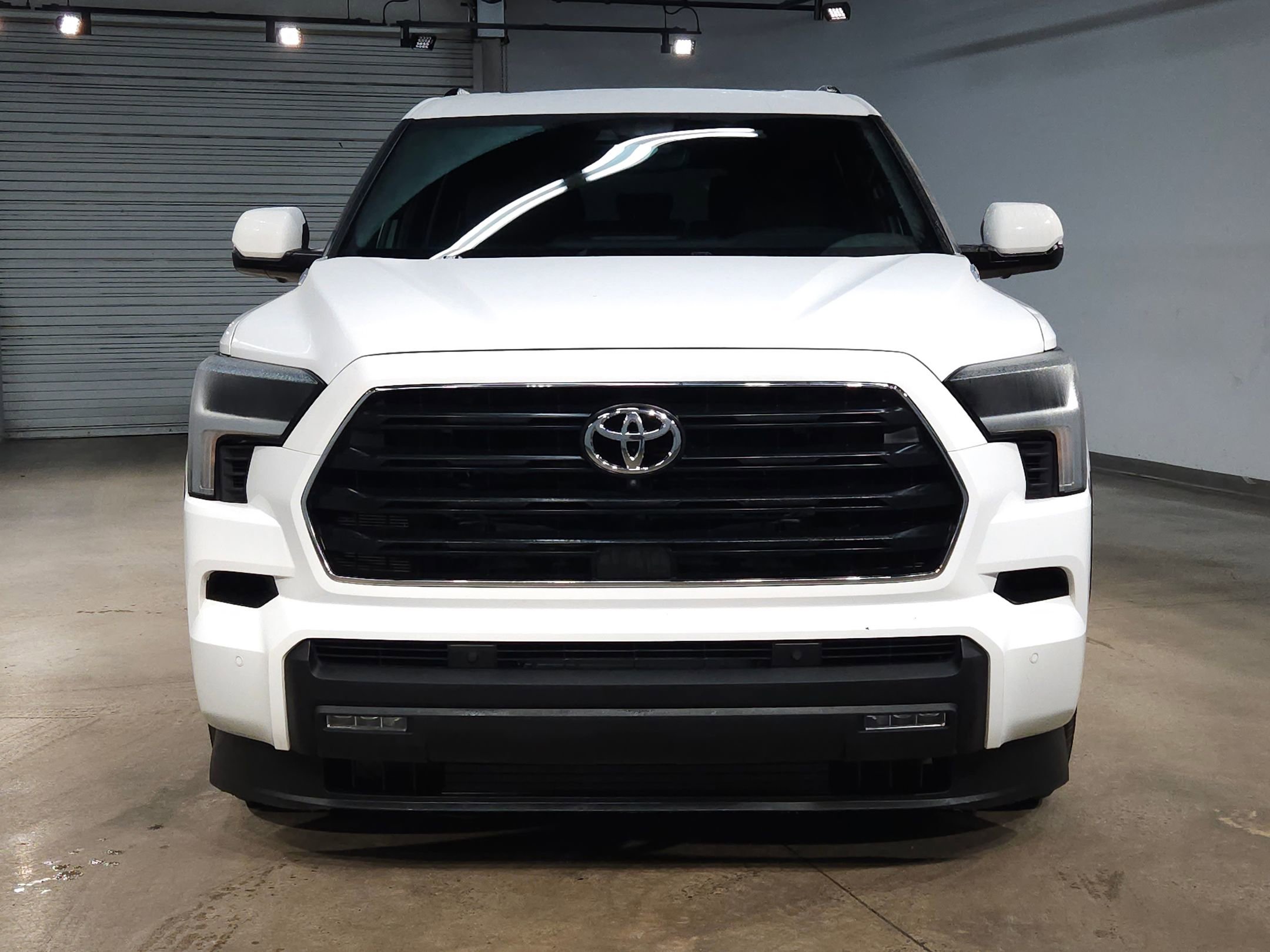 Certified 2025 Toyota Sequoia SR5 image 2