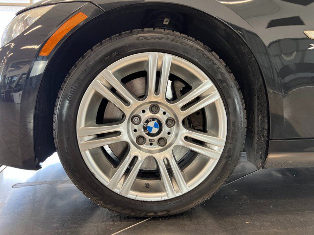 Used 2012 BMW 335i xDrive Coupe AWD/4WD image 35