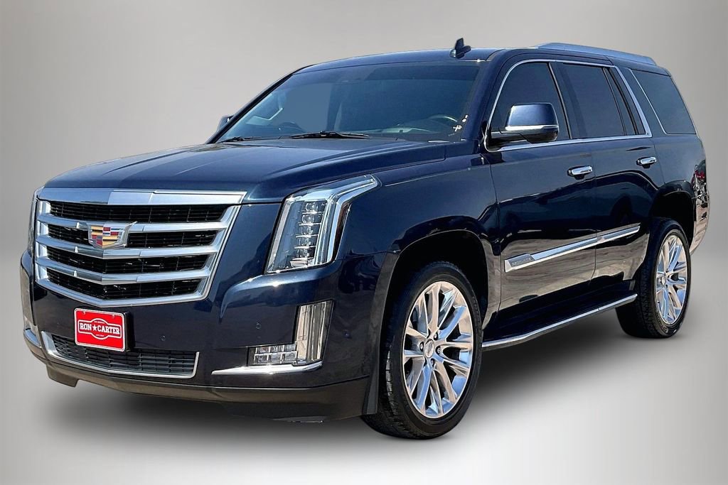 Used 2020 Cadillac Escalade Luxury RWD image 2