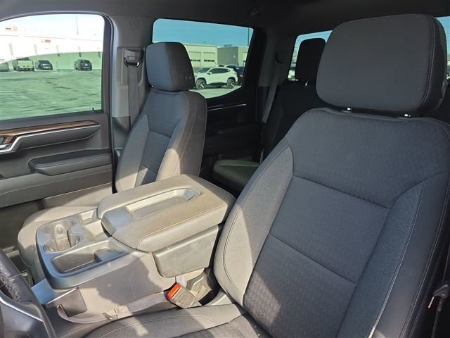 Used 2023 Chevrolet Silverado 1500 LT AWD/4WD image 31