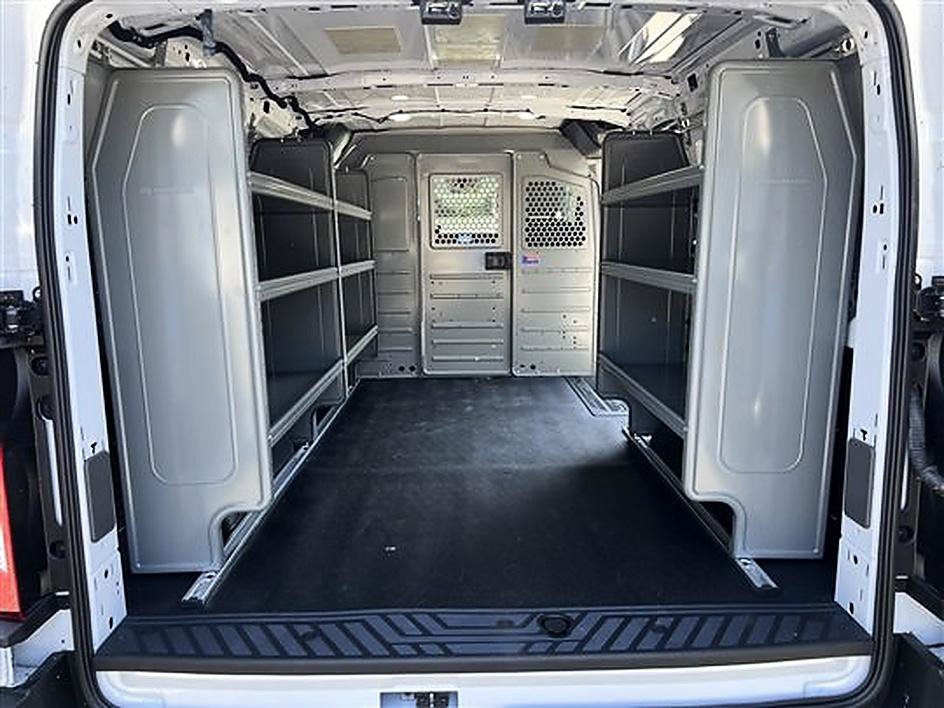 New 2024 Ford Transit 250 Low Roof RWD image 21