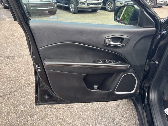 Used 2019 Jeep Compass Limited AWD/4WD image 7