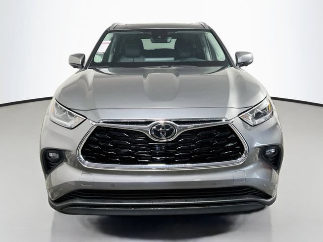 New 2026 Toyota Highlander Limited AWD/4WD image 8