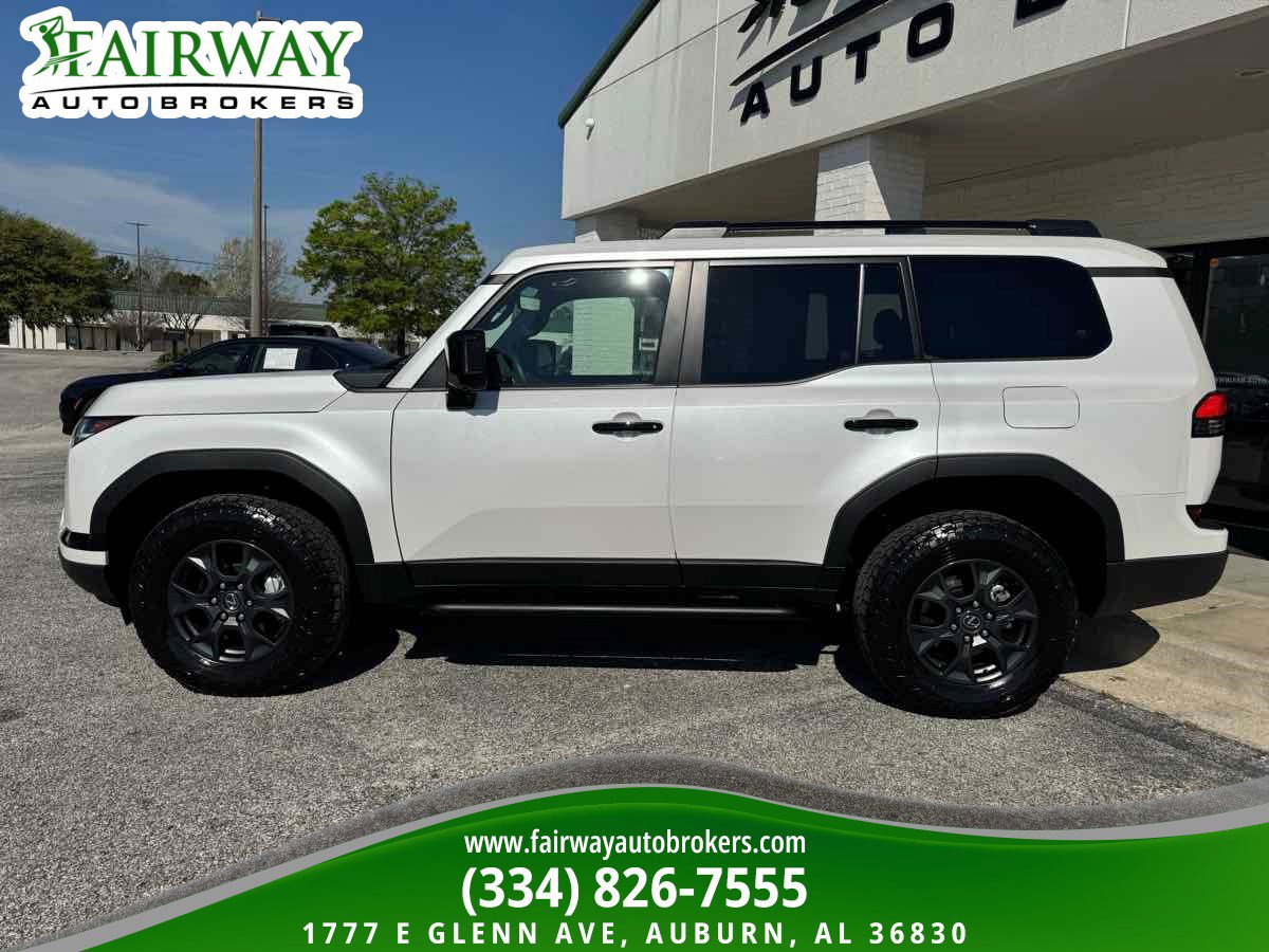 Used 2024 Lexus GX 550 AWD/4WD image 9