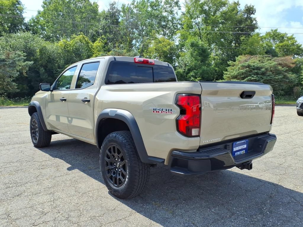 Used 2023 Chevrolet Colorado Trail Boss w/ Advanced Trailering Package AWD/4WD image 5