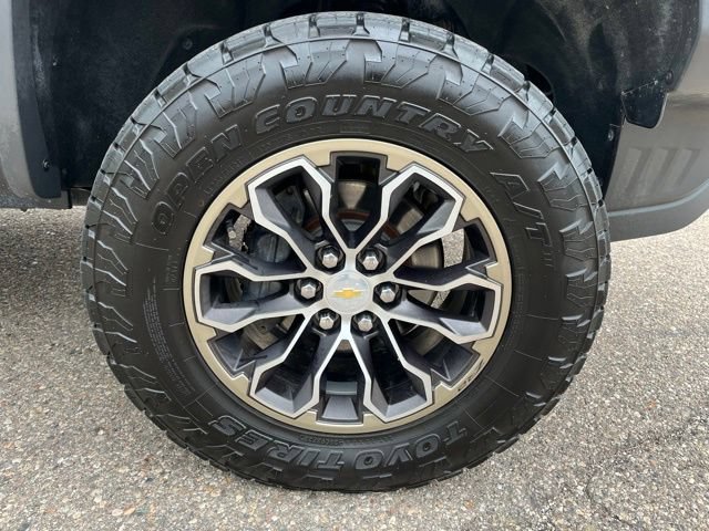 Used 2019 Chevrolet Colorado ZR2 AWD/4WD image 9