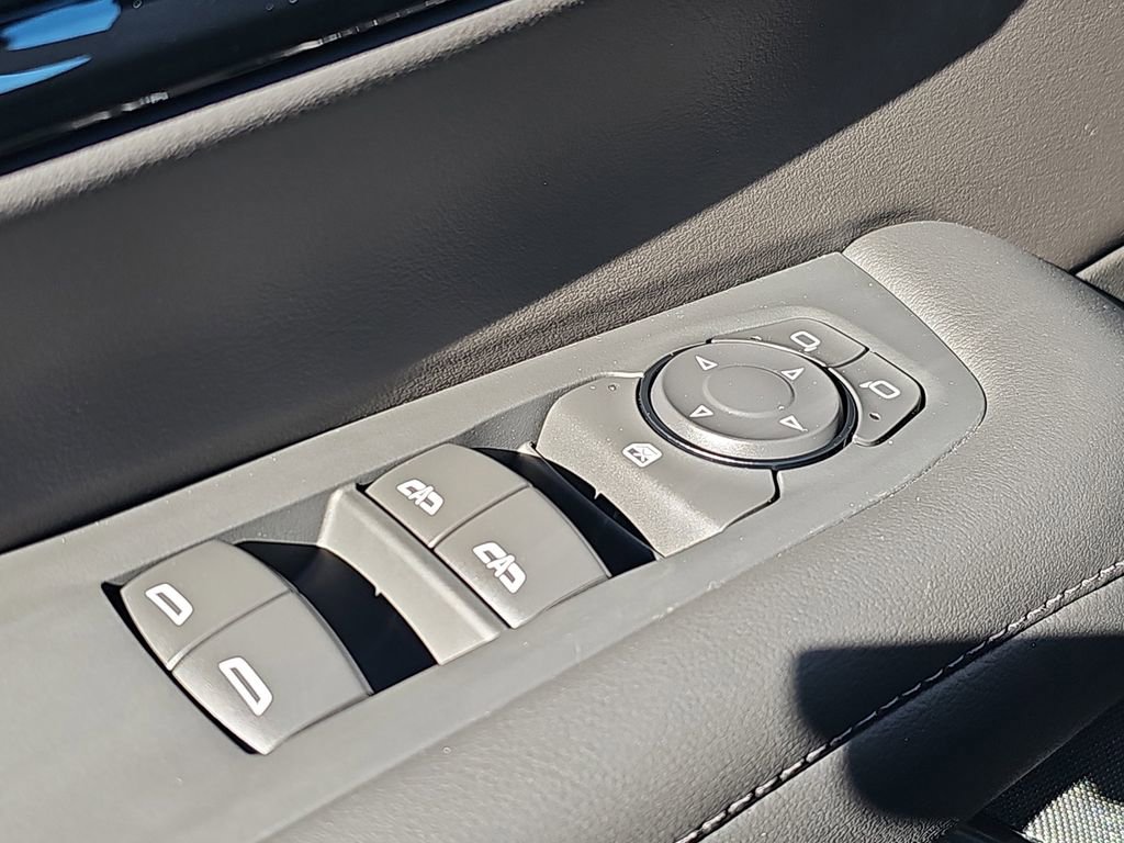 New 2026 Chevrolet Suburban LS image 29