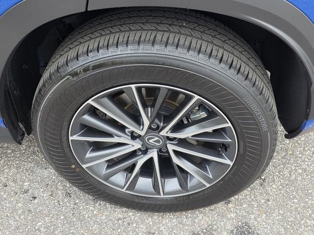 Used 2025 Lexus NX 250 FWD w/ Towing Package (2000 Lbs) image 37
